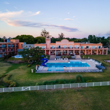 Howard Johnson Chascomus | Buenos Aires